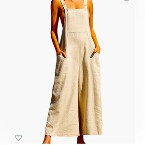 This is tan overalls. i ordered it for someone but it came in the mail to late